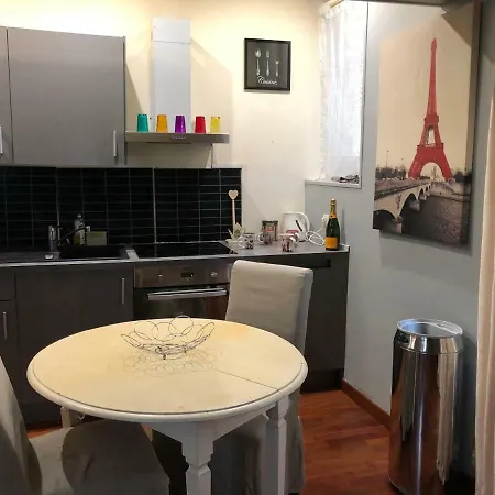 3 Pieces Avec Terrasse Apartment *